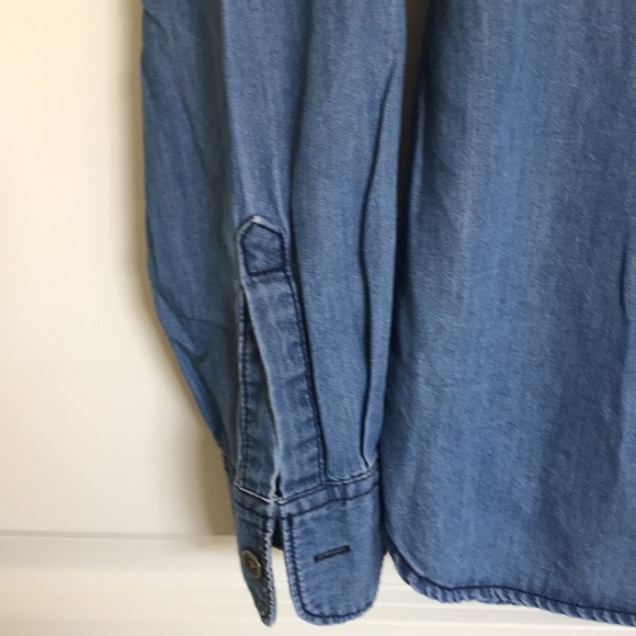 - Chambray blue shirt - Picture 3 of 5